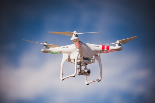 Cosa occorre conoscere per volare nelle zone rosse con il proprio drone